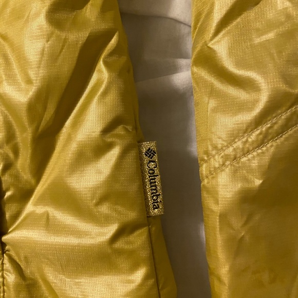 Columbia zip up jacket - Picture 3 of 3